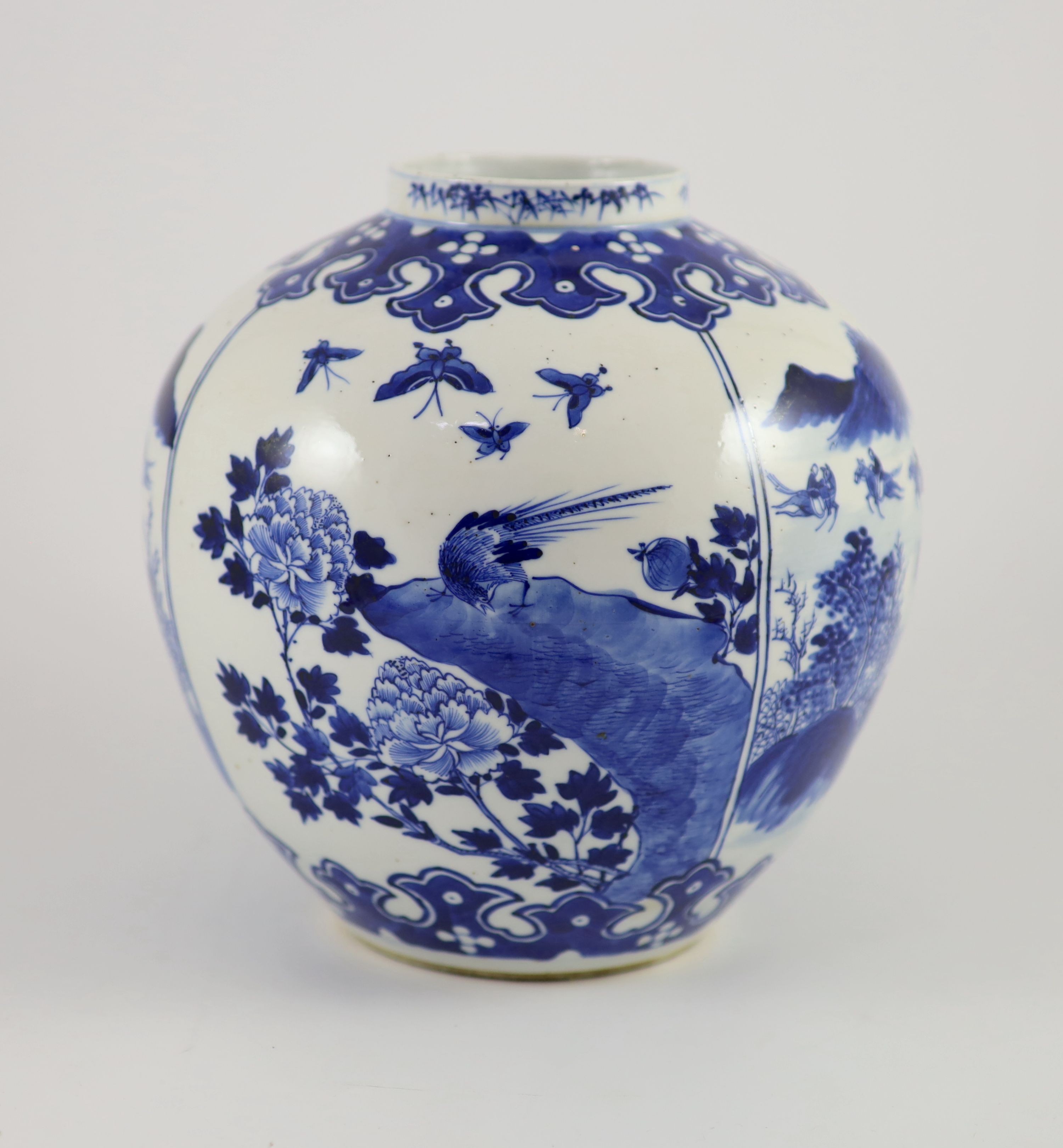 A Chinese blue and white ovoid jar, 19th century, 22.5 cm high